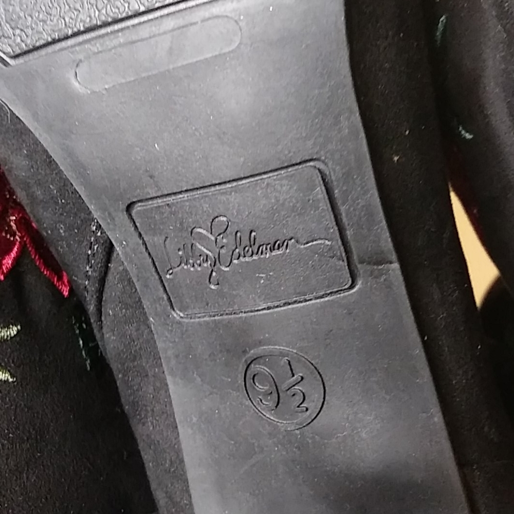 Boots - Picture 5 of 5